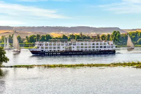 Luxury Oberoi Zahra Nile Cruise and Cairo