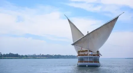 Dahabiya Loulia Cruise