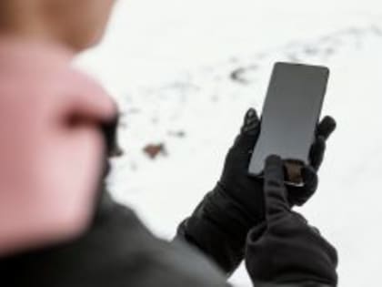 Курганец украл телефон у случайного знакомого