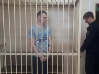 Житель Курганской области напал с молотком на мужчину и угнал его авто