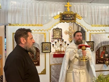В Варгашинском храме встретили Рождество