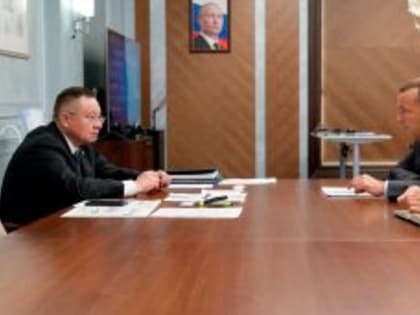 Губернатор Шумков обсуждает в Минстрое реализацию федеральных проектов в регионе