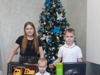 Директор Департамента строительства исполнила желание десятилетнего Артема