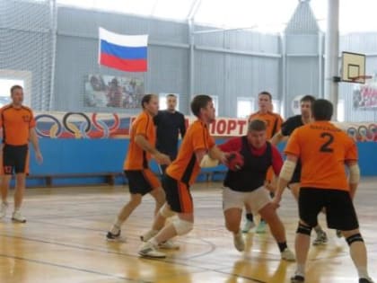 Новогодний турнир по гандболу