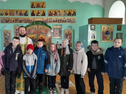 Урок по предмету ОРКСЭ прошёл в храме села Лисье