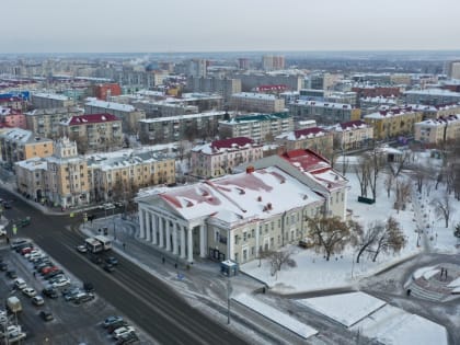 Губернатор Вадим Шумков проконтролировал ремонт курганских театров