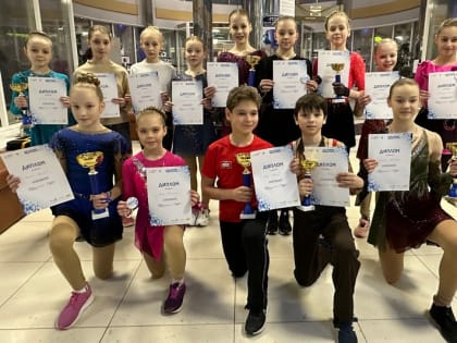 Падая и вставая, докатились до медалей