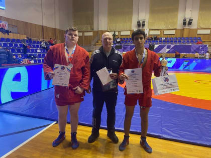 Победы куртамышских борцов