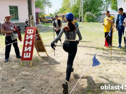 Школьники Курганской области боролись за первенство в туризме и ориентировании