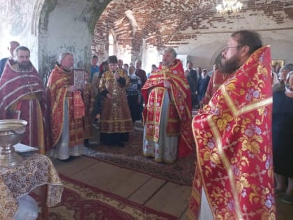 Никольских храм в Усть-Суерском широко отметил престольный праздник
