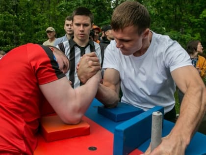 В Зауралье на этой неделе будут соревноваться легкоатлеты и армрестлеры