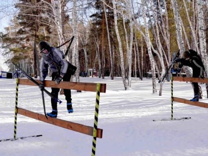 Росгвардия провела кадетский биатлон в память о погибших на Северном Кавказе офицерах курганского СОБР