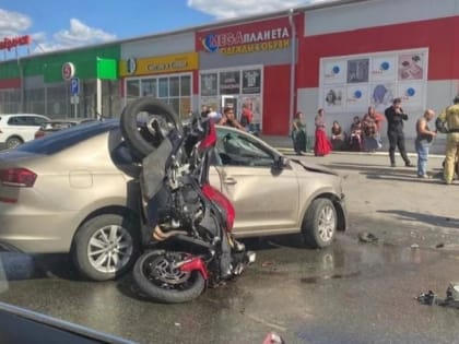 В Кургане в ДТП пострадал мотоциклист