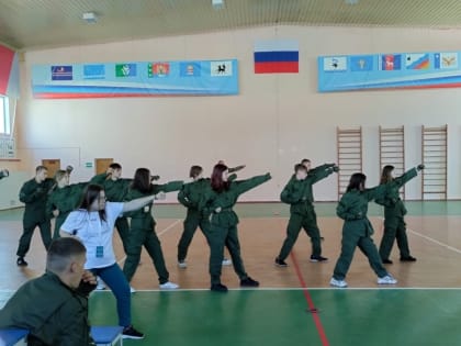 70 зауральских ребят принимают участие в патриотической смене «Время героев» в Ноябрьске