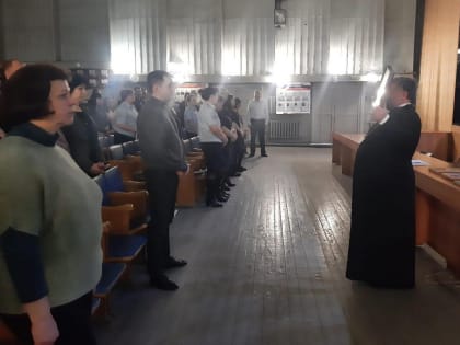 В Кургане священник выступил на совещании УМВД