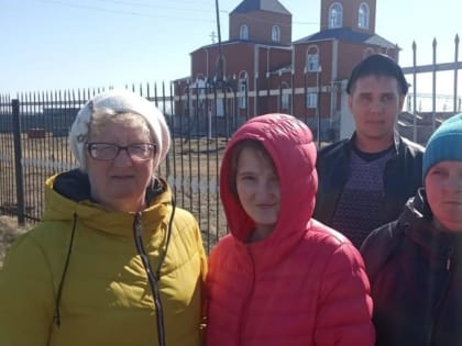 Лебяжьевский храм посетили члены клуба «Стимул»