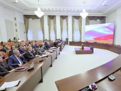 Полпред Президента Владимир Якушев встретился с уральскими сенаторами и депутатами Госдумы