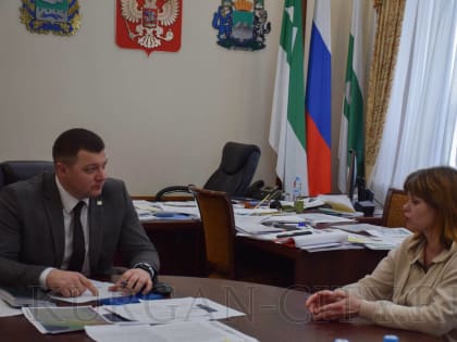 Временно исполняющий полномочия главы города Кургана Антон Науменко провел личный приём граждан