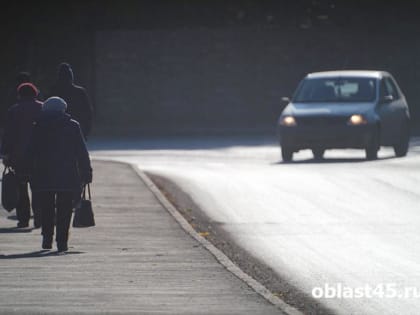 В Частоозерском округе Курганской области оборудуют тротуар