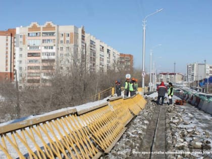 В Кургане начались работы на Бурово-Петровском мосту через реку Тобол