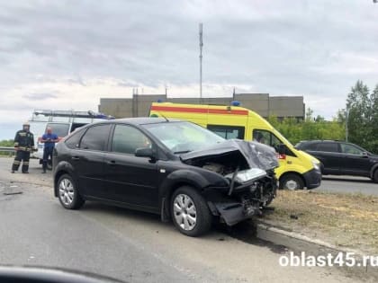 В Кургане пьяный водитель вмешался в планы другого автолюбителя
