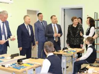 Кетовских школьников поздравили с новосельем