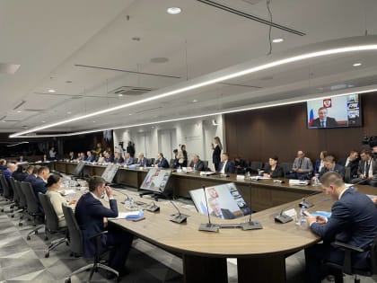 «Единая Россия» повысит эффективность работы региональных отделений