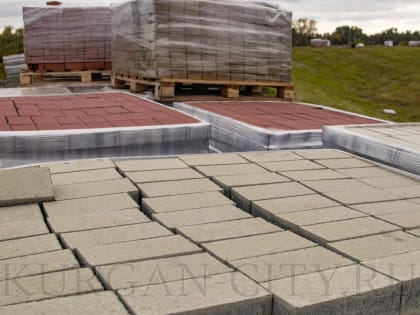 Ремонт набережной в Кургане продолжается