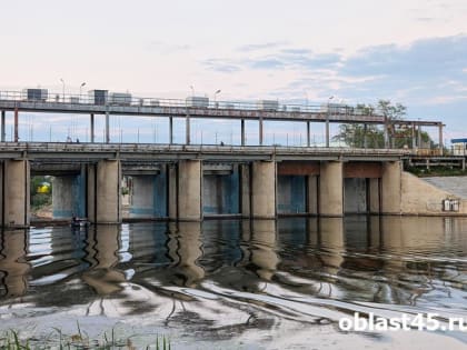 Тобол в Кургане продолжает снижаться