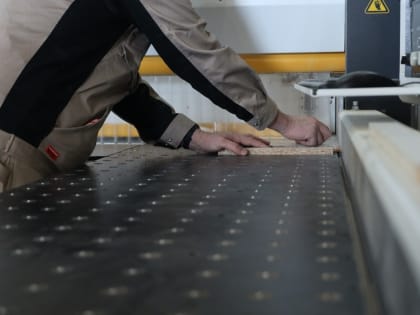 В Кургане запустили новую линию по производству мебели