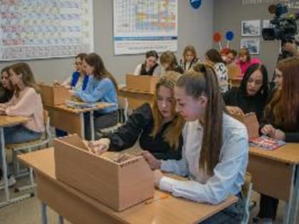 В Курганском промышленном техникуме обновили химическую лабораторию