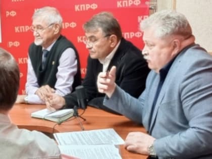 ЗАУРАЛЬСКИЕ КОММУНИСТЫ ВСТУПИЛИ В БОЙ!Впереди — довыборы в областную Думу по Щучанскому округу.