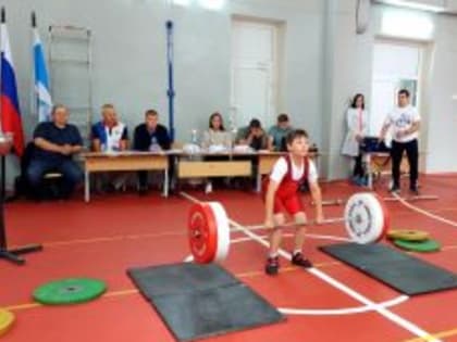 Шадринские школьники сразились за победу в «Весёлых стартах»