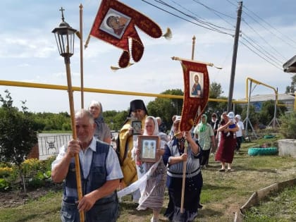 Литургию в престольный праздник Петропавловского прихода с. Новопетропавловское Далматовского МО Монастырского благочиния отслужил настоятель храма, насельник Далматовской обители 
