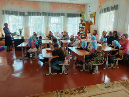 В воскресной школе Успенского Далматовского монастыря «Свеча» им. Далматовских священномучеников состоялось организационное собрание в связи с началом нового учебного года