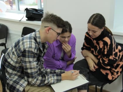 В Кургане реализуется проект «Программа комплексной подготовки волонтеров Движения Первых «Двигатель Добра»