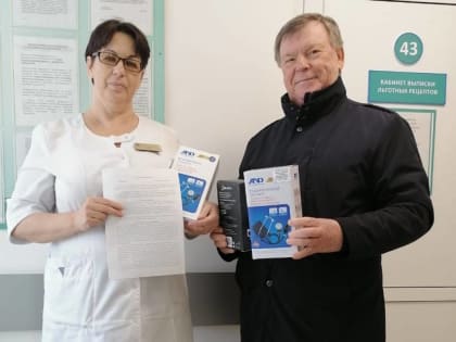Александр Брюханов приобрёл тонометры для медучреждения
