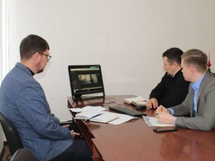 В Департаменте строительства обсудили второй этап благоустройства Парка «Молодая гвардия» в городе Краснодон