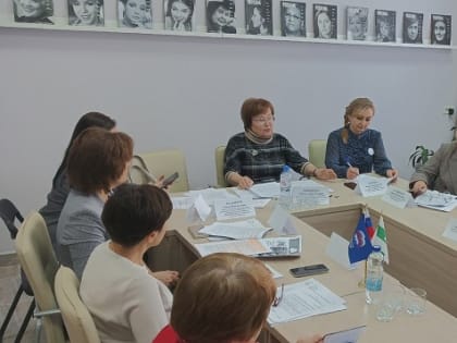 Общественники Зауралья обсудили проблемы женщин в обществе