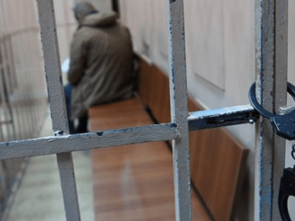 В Катайске заключен под стражу местный житель, обвиняемый в применении насилия в отношении сотрудника полиции