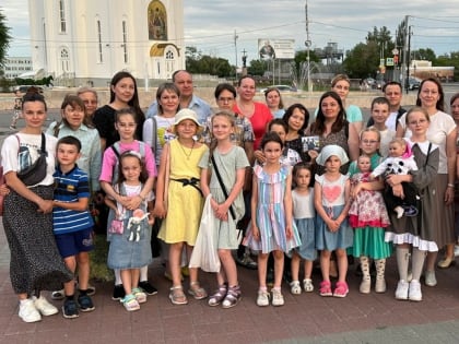 В Кургане воспитанники воскресной школы «Родник» весело и с пользой проводят каникулы