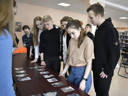 Гости Юговки узнали, кем были мамы писателей, поэтов, музыкантов и других знаменитостей