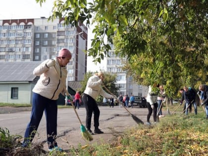 В Кургане прошёл субботник при участии городской администрации