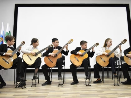 В Юговке звучала музыка Бетховена, Моцарта и советские детские песни