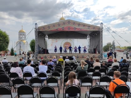 В Кургане открылся фестиваль «Три Спаса»