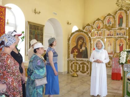 Курганские библиотекари посетили храм в селе Кетово