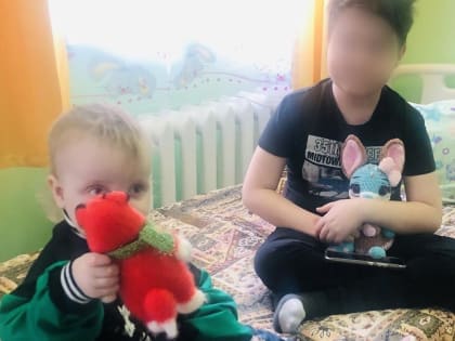 В Кургане сёстры милосердия раздают больным детям «витаминки счастья»