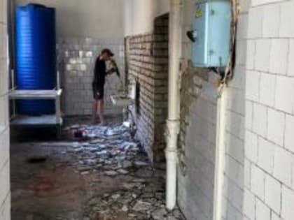 С помощью специалистов нашего региона в Краснодонской школе начался ремонт пищеблока