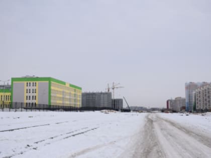 До завершения строительства у 52-ой школы будут обустроены временные тротуары