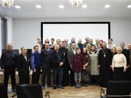В главной библиотеке Кургана прошла презентация книги о прихожанине храма Рождества Христова